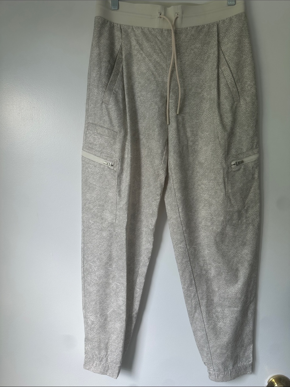 Athleta Light Gray Drawstring Joggers